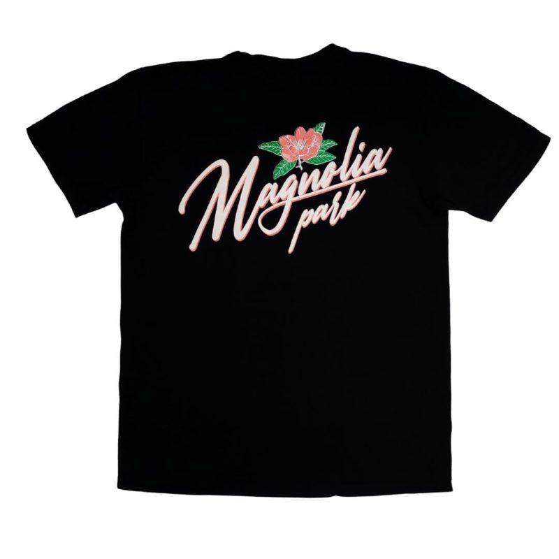 the magnolia park magnolia flower tee black 942317